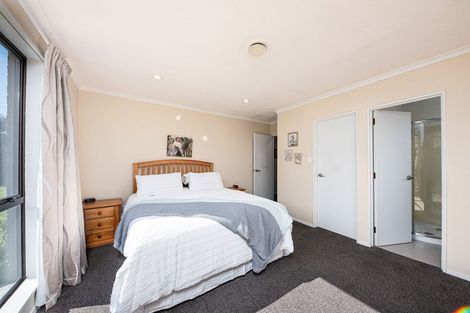 Photo of property in 156 Sawyers Arms Road, Northcote, Christchurch, 8052