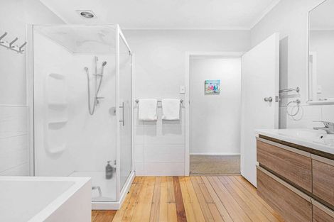 Photo of property in 45 Mountain Road, Western Heights, Rotorua, 3015