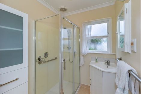 Photo of property in 6 Grey Street, Levin, 5510