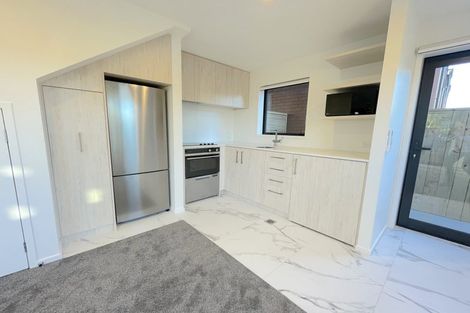 Photo of property in 1/10 Yeovil Road, Te Atatu Peninsula, Auckland, 0610