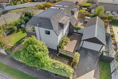 Photo of property in 1 Quinton Place, Bishopdale, Christchurch, 8053