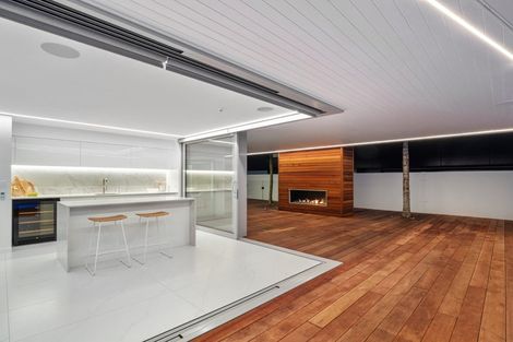 Photo of property in 88 Marine Parade, Mount Maunganui, 3116