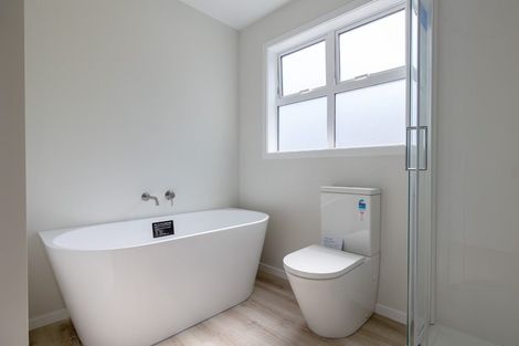 Photo of property in 105 Main Road, Wainuiomata, Lower Hutt, 5014