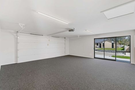Photo of property in 2 Evan Tasman Lane, Waiuku, 2123