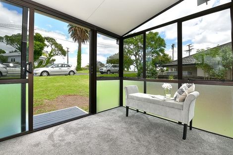 Photo of property in 21 Brixton Road, Manly, Whangaparaoa, 0930