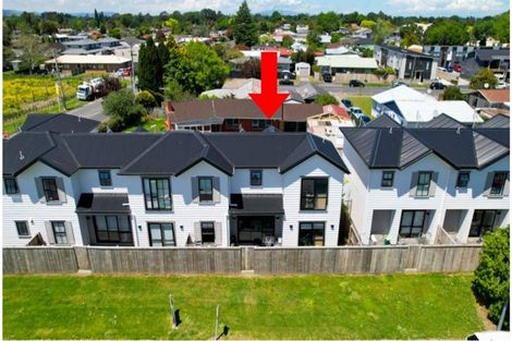 Photo of property in 3/135 Silverdale Road, Hillcrest, Hamilton, 3216