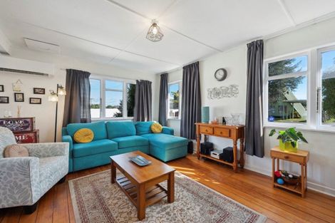 Photo of property in 8a Farnworth Avenue, Holdens Bay, Rotorua, 3010