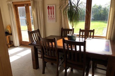 Photo of property in 1414 Woodstock Avenue, Mayfair, Hastings, 4122