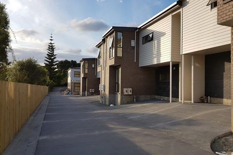 Photo of property in 2/15 Wyllie Road, Papatoetoe, Auckland, 2025