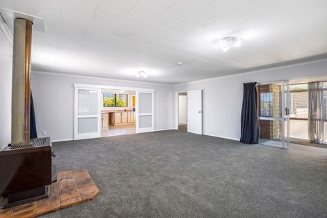 Photo of property in 37 Awamoa Road, Holmes Hill, Oamaru, 9401