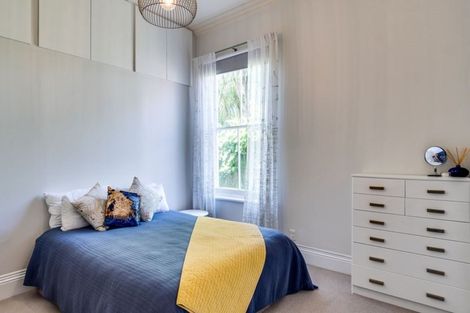 Photo of property in 7a Bay View Road, Bluff Hill, Napier, 4110