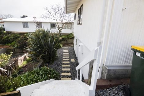 Photo of property in 10 Stuart Place, Blagdon, New Plymouth, 4310