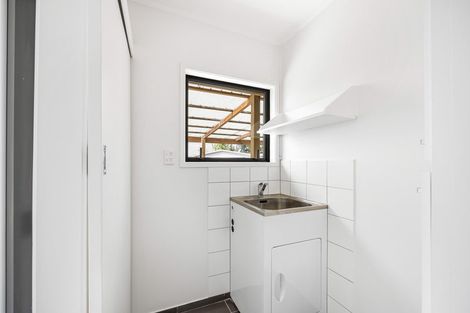 Photo of property in 123 Riverpark Crescent, Henderson, Auckland, 0610