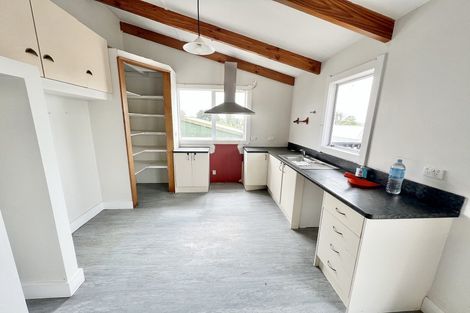 Photo of property in 1/84 Lynwood Road, New Lynn, Auckland, 0600