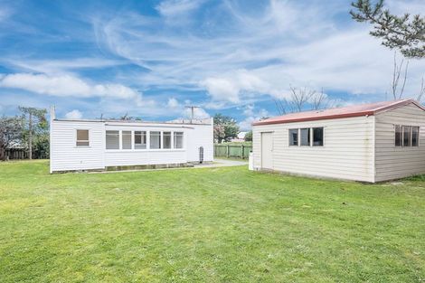 Photo of property in 8 Cambridge Street, Levin, 5510