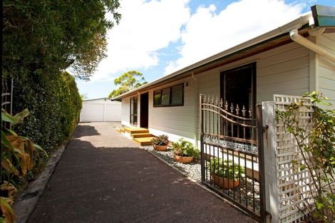 Photo of property in 45 Matai Road, Stanmore Bay, Whangaparaoa, 0932