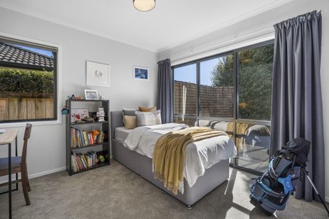 Photo of property in 38 Kereru Place, Pyes Pa, Tauranga, 3112