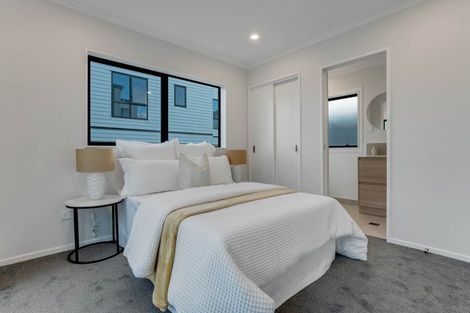 Photo of property in 6c Becker Drive, Weymouth, Auckland, 2103