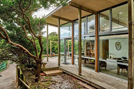 Photo of property in 4 Tangahoe Street, Paekakariki, 5034