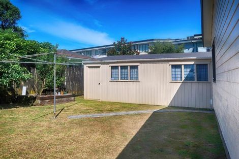 Photo of property in 1 Muirfield Street, Wattle Downs, Auckland, 2103