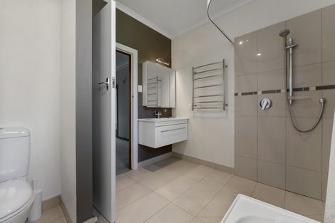 Photo of property in 6a Brassey Road, Saint Johns Hill, Whanganui, 4500