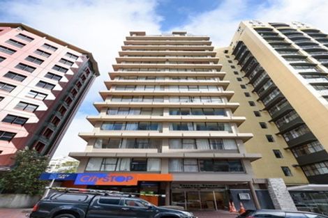 Photo of property in Terrace Tower Apartments, 126p4a The Terrace, Wellington Central, Wellington, 6011
