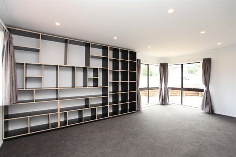 Photo of property in 73 Aberfeldy Avenue, Highland Park, Auckland, 2010