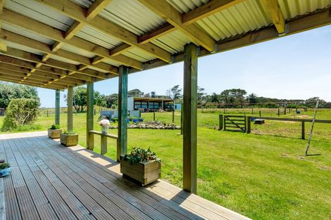 Photo of property in 185 Tasman Street, Opunake, 4616