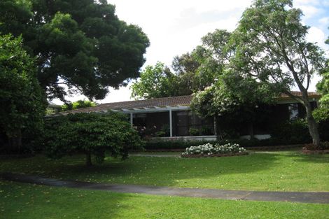 Photo of property in 1 Destino Court, Conifer Grove, Takanini, 2112