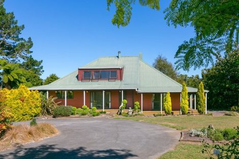 Photo of property in 276 Tikorangi Road, Tikorangi, Waitara, 4383