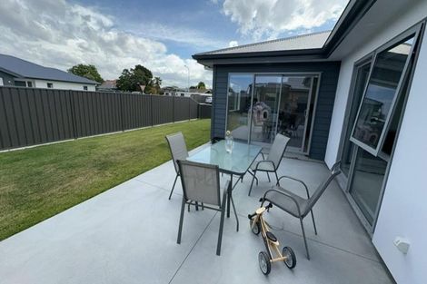 Photo of property in 4 George Yee Place, Taradale, Napier, 4112
