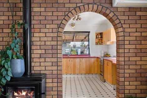 Photo of property in 15 Pemberton Crescent, Greerton, Tauranga, 3112