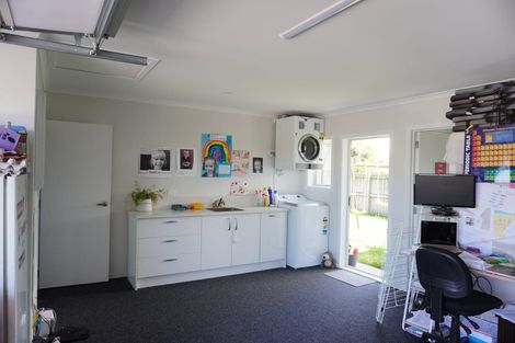 Photo of property in 124a George Street, Tuakau, 2121