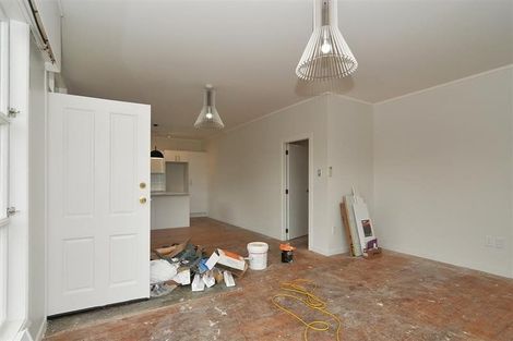 Photo of property in 50 Seddon Street, Waikanae, 5036