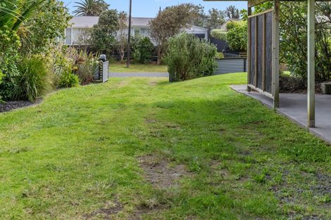 Photo of property in 6 Bayly Street, Baylys Beach, Dargaville, 0377