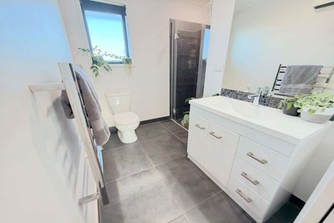 Photo of property in 3 Downer Access Road, Kaukapakapa, 0873