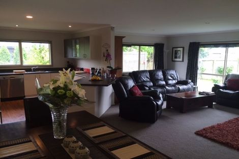 Photo of property in 18 Lincoln Road, Carterton, 5713