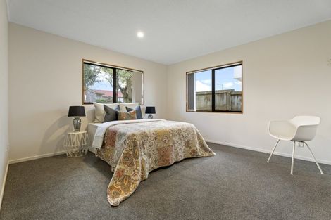 Photo of property in 53 Lansdowne Crescent, Glenview, Hamilton, 3206