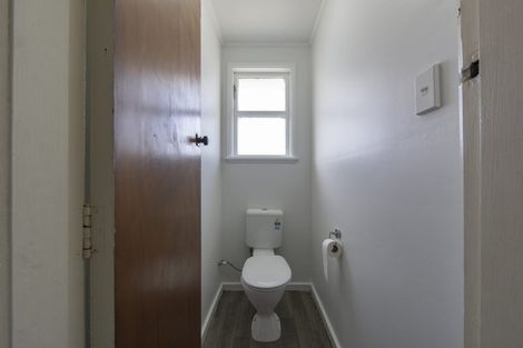 Photo of property in 5 Paul Crescent, Fairfield, Hamilton, 3214