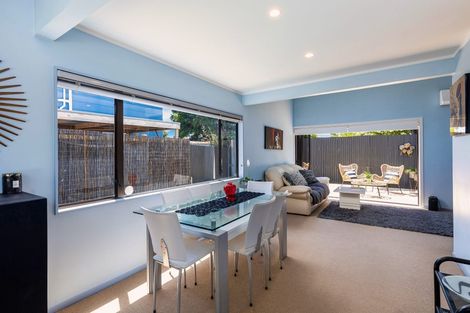 Photo of property in 3/5 Himikera Avenue, Avondale, Auckland, 1026