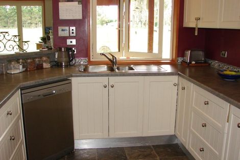 Photo of property in 256 Oreti Road, Otatara, Invercargill, 9879