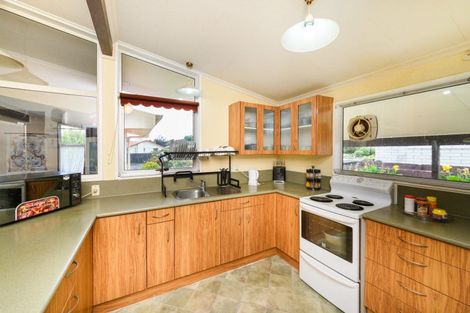 Photo of property in 27 Havelock Avenue, Westbrook, Palmerston North, 4412