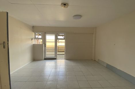 Photo of property in 72 Botany Road, Botany Downs, Auckland, 2010