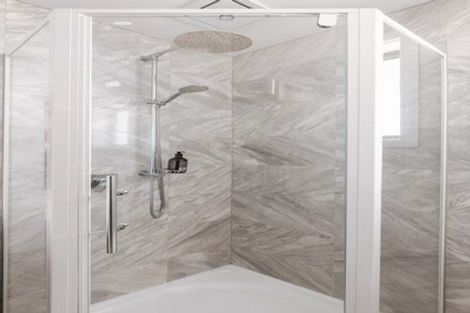 Photo of property in Waterview Estate, 11/4 Greystone Place, Omokoroa, 3114