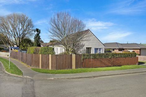 Photo of property in 36 Pensacola Crescent, Broomfield, Christchurch, 8042