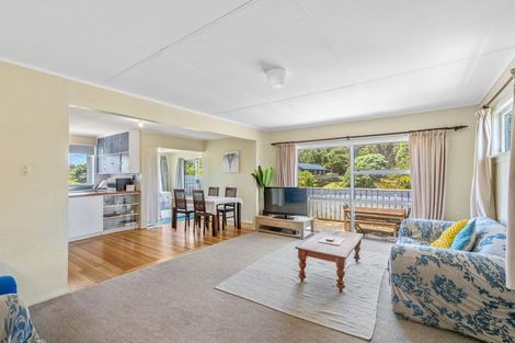 Photo of property in 141 Kahukura Avenue, Waitarere Beach, Levin, 5510