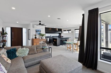 Photo of property in 11 Donne Street, Marshland, Christchurch, 8083