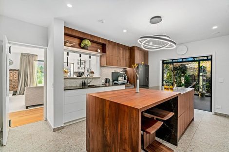 Photo of property in 8b Minaret Ridge, Wanaka, 9305