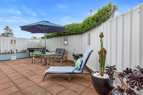 Photo of property in 496b Devonport Road, Tauranga South, Tauranga, 3112