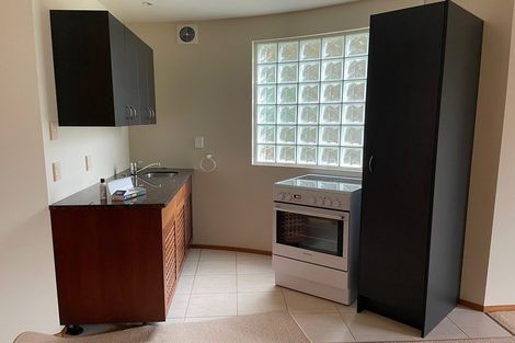 Photo of property in 1/3 Portal Place, Murrays Bay, Auckland, 0630